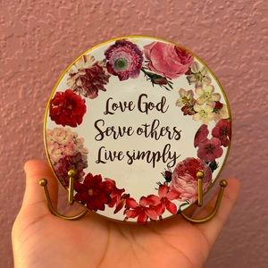 Mini Decorative Floral Plate 🌺🌸